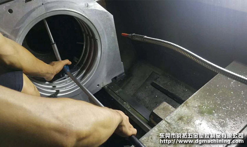 鋁型材模具機(jī)械加工